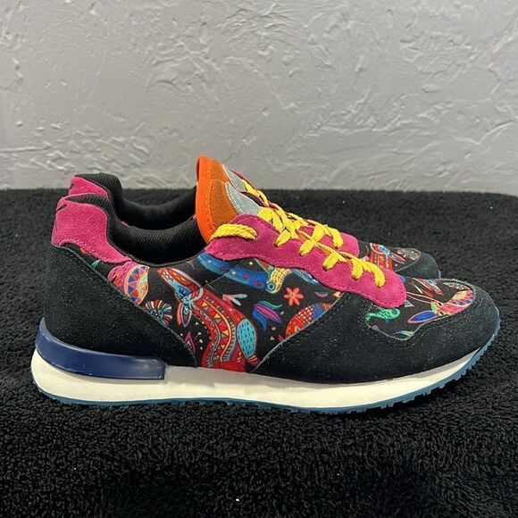 🔥 INKKAS Jogger Zocalo Suede Leather Designer Sneakers  -RARE- Women Sz 9 - EUC - Picture 7 of 15